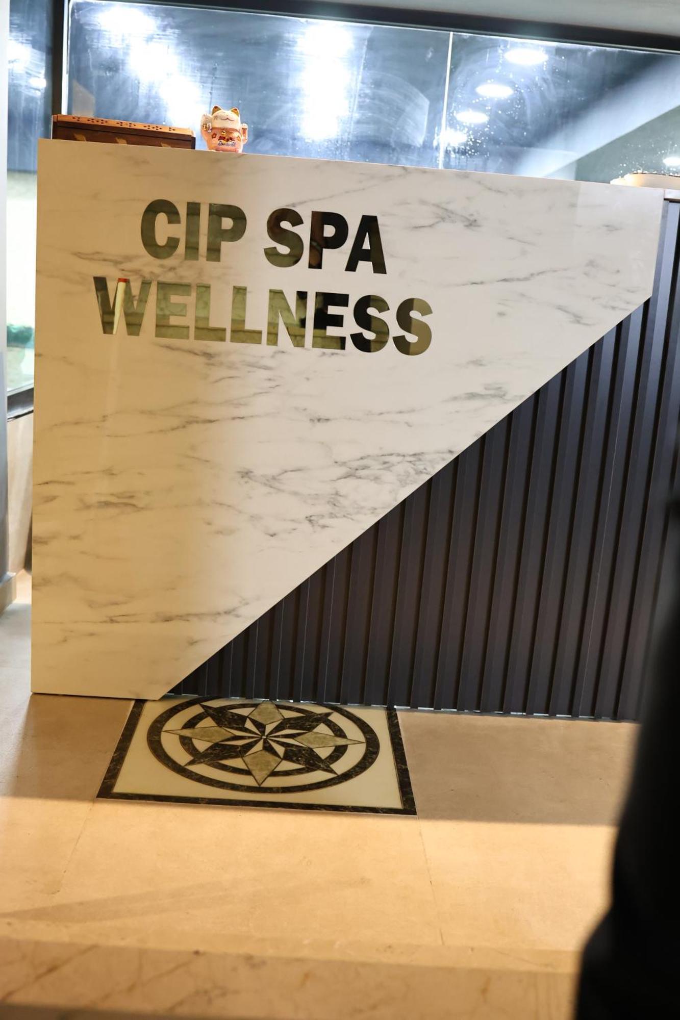 Cip & - Bakirkoey Center Hotel 4*